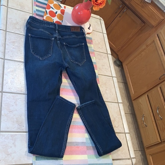 HOLLISTER Ultra High-Rise Super Skinny - Picture 5 of 6